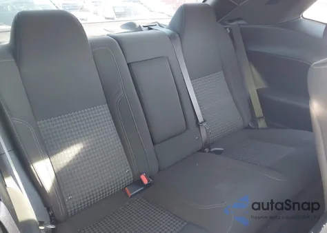 2021 Dodge Challenger Sxt z USA, uszkodzony, nr VIN 2C3CDZAG2MH573716